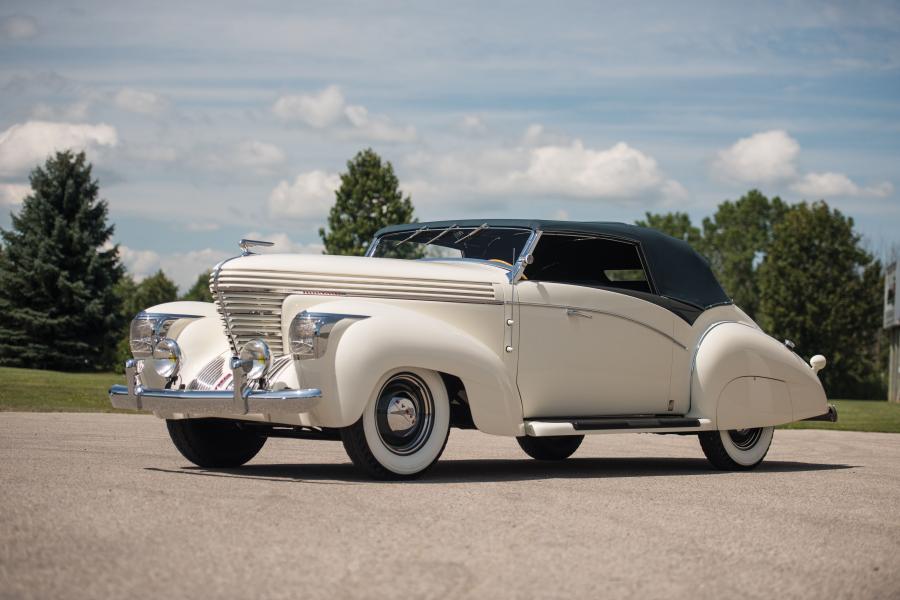 Graham Model 97 Supercharged Cabriolet by Saoutchik (141747) 1938 года  (фото 1 из 30)